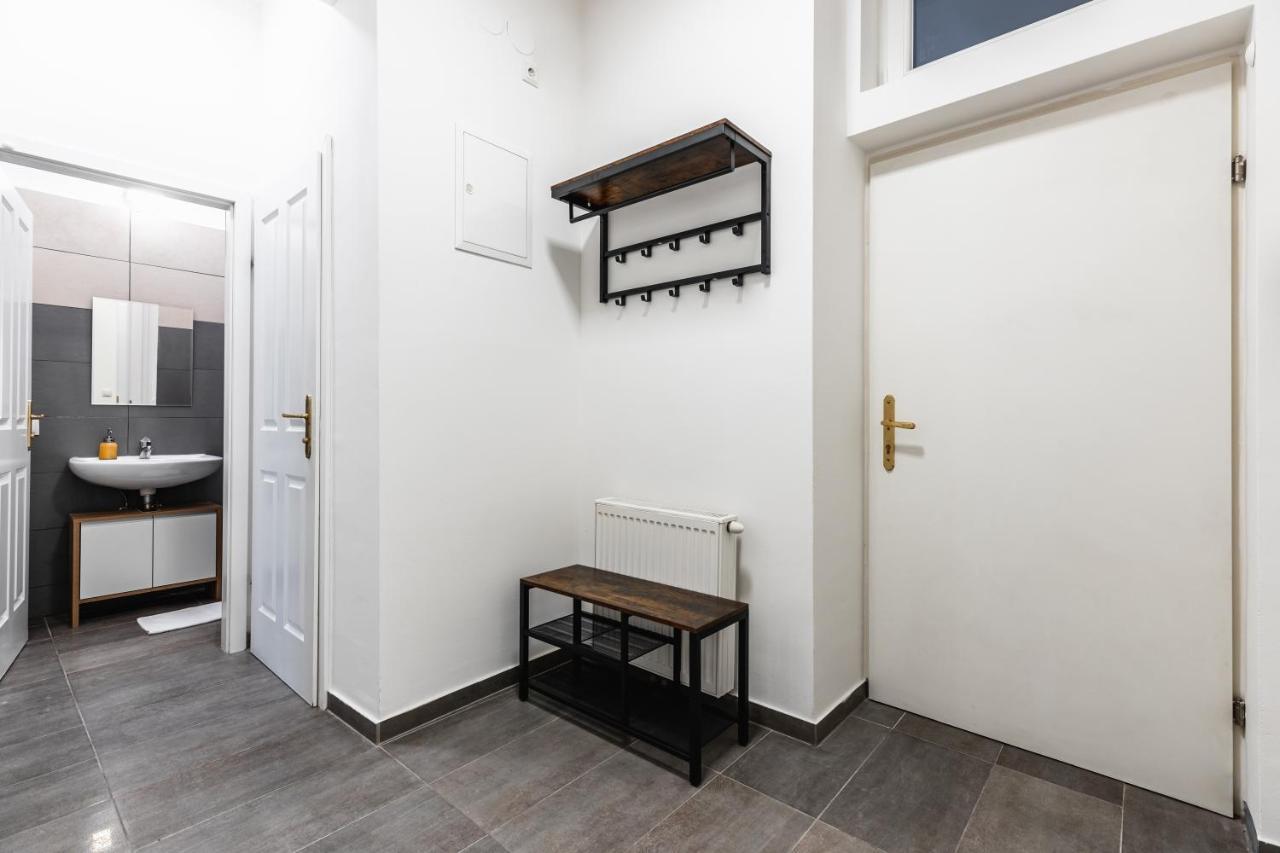 Stylish Designed Apartment In A Top Location ウィーン エクステリア 写真
